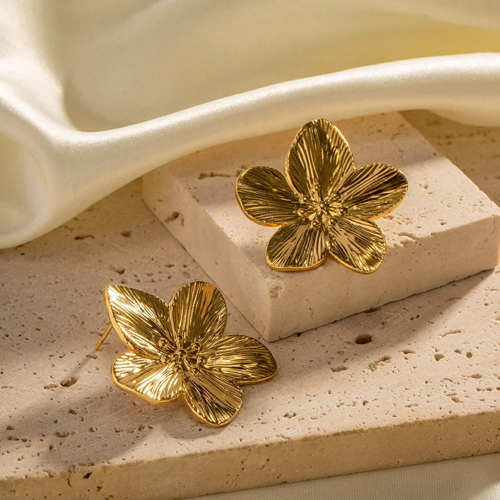 Juliette – Vintage Gouden Bloem Oorbellen